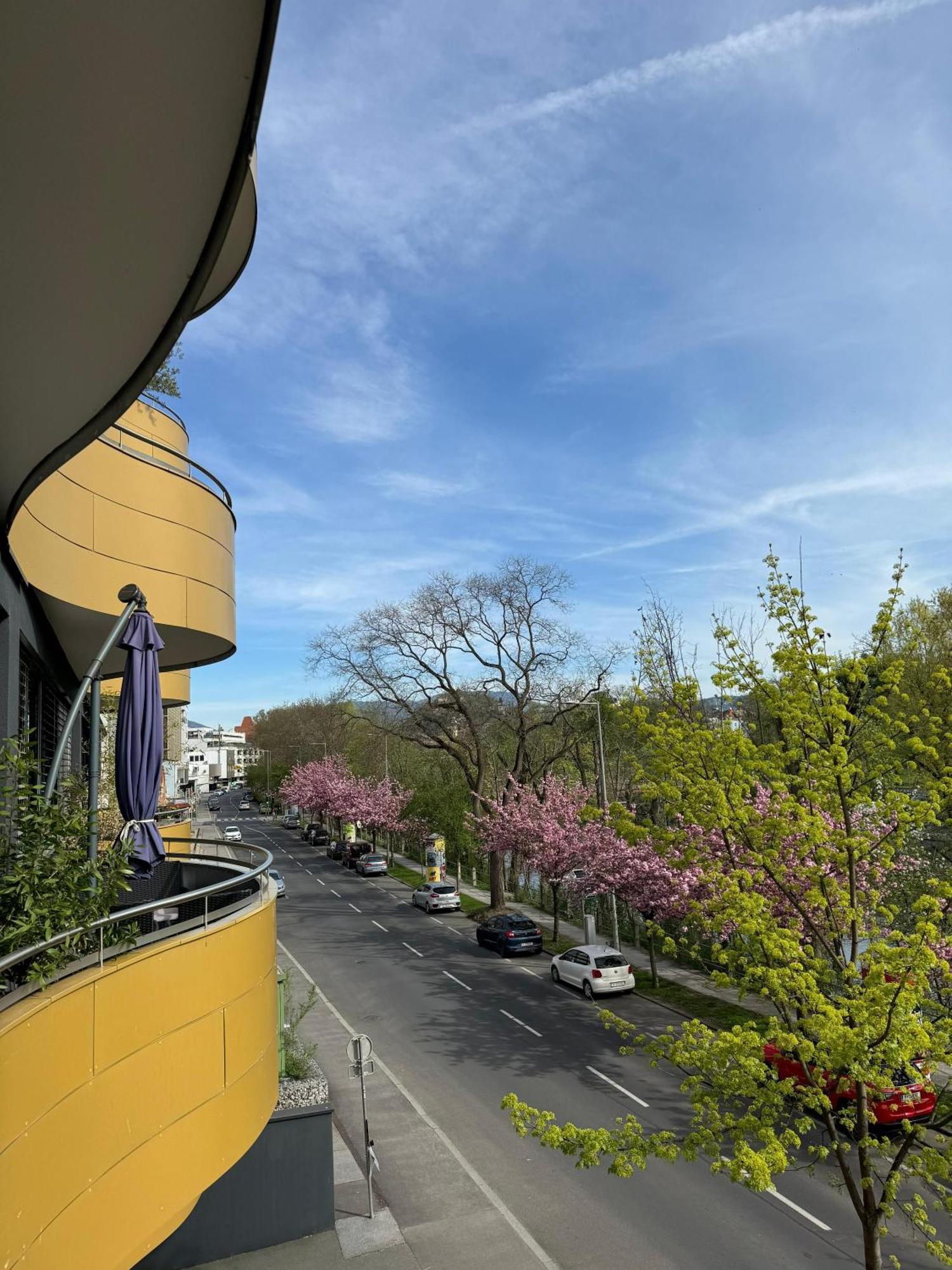 Reside In The Golden Wave Apartment กราซ ภายนอก รูปภาพ